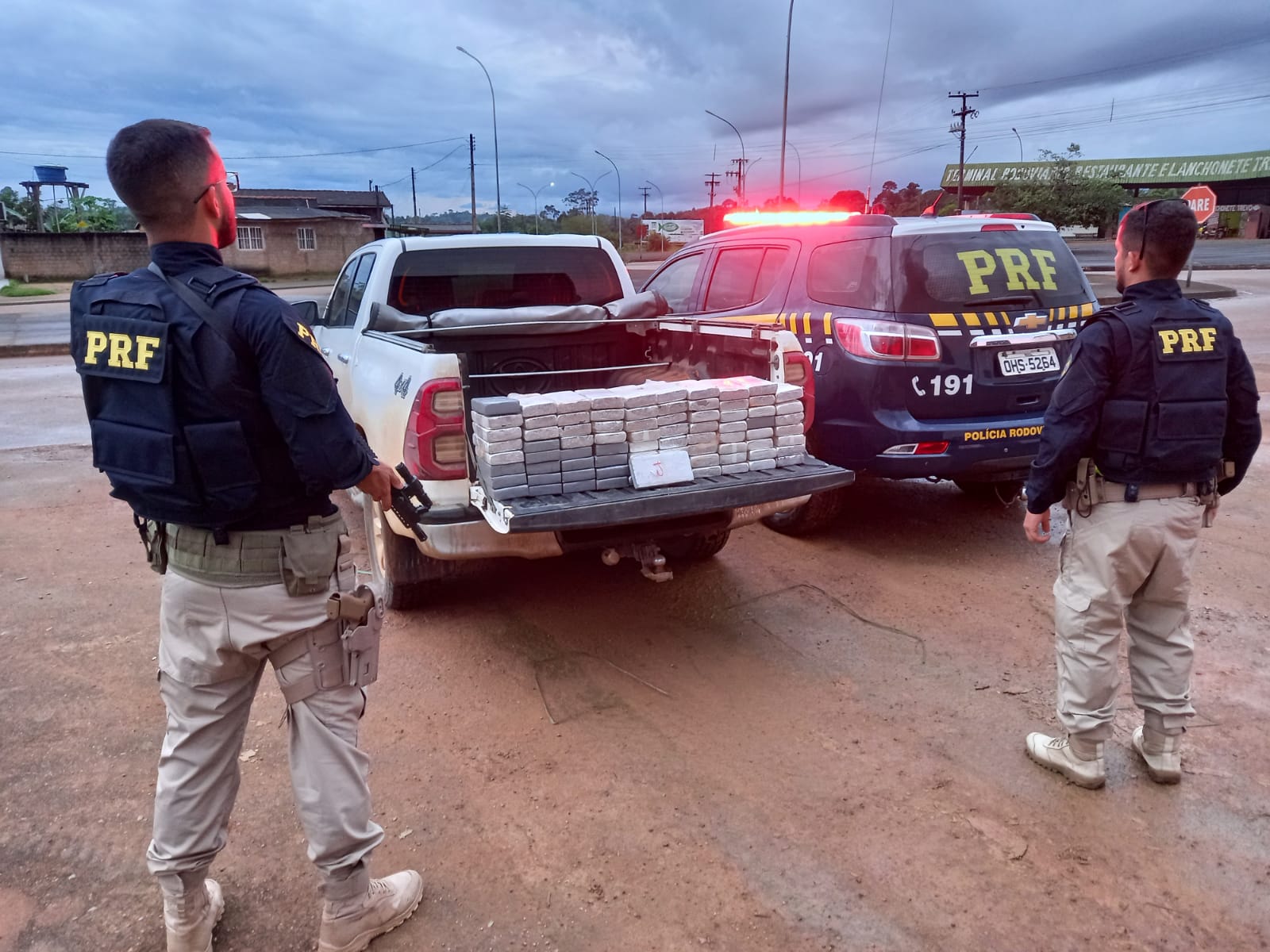Em Ariquemes/RO, PRF apreende quase 80 KG de Cocaína