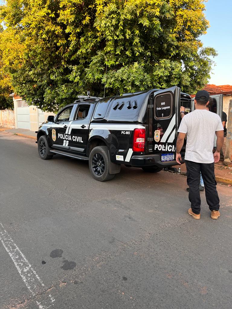 Polícia Civil prende mulheres condenadas por roubo contra idoso