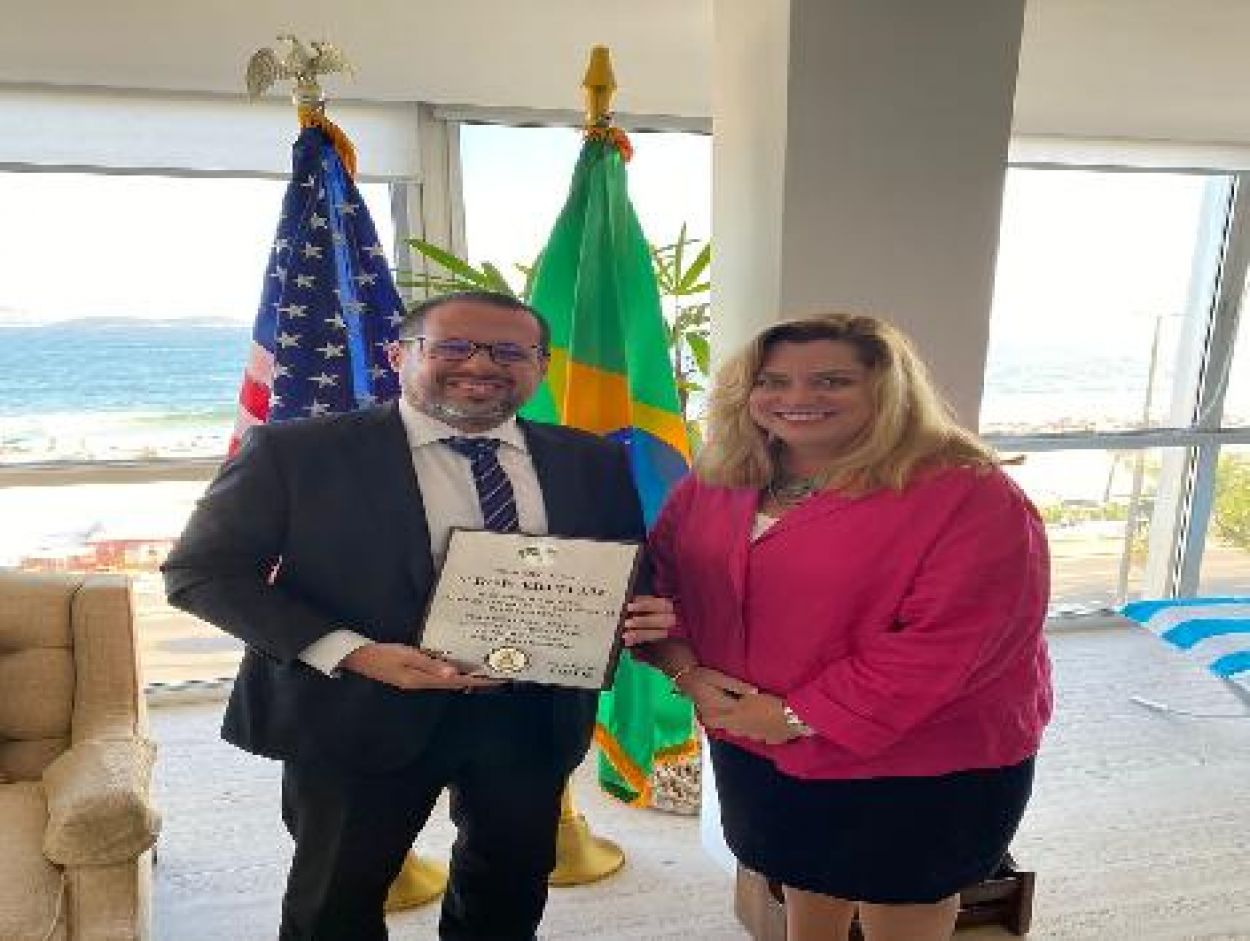 Delegacia é homenageada pelo Consulado Americano
