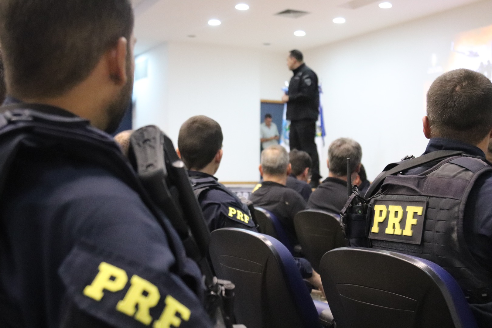 PRFs concluem Curso de Operações Policiais na CORE-RJ