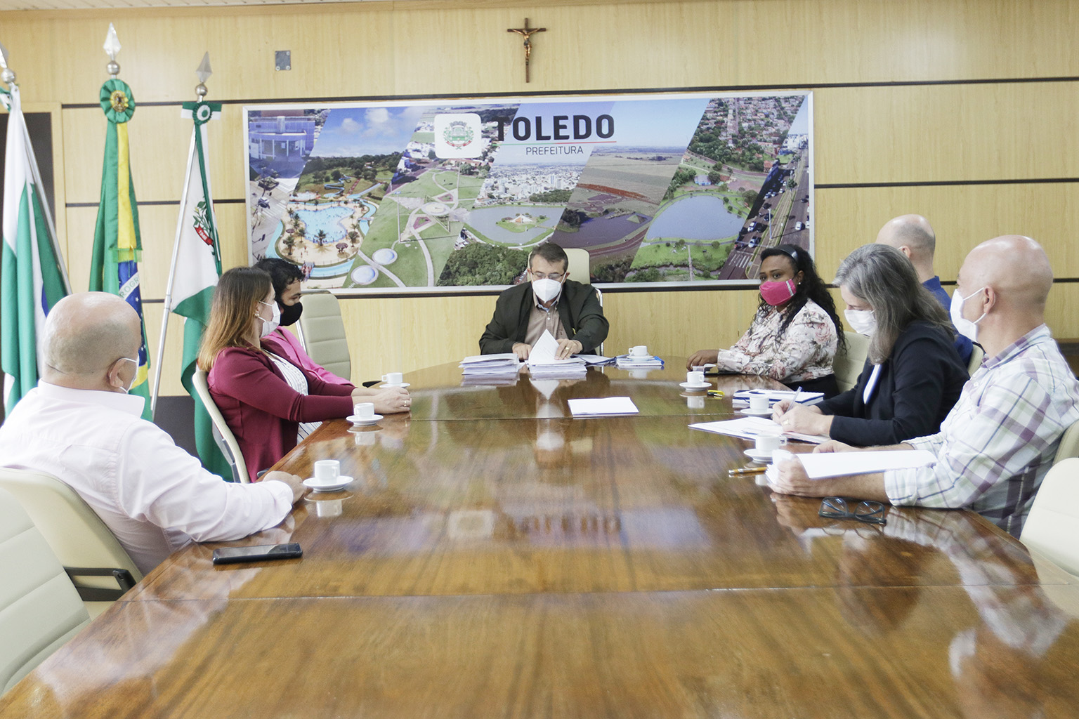 Toledo – Prefeitura e construtora firmam contrato para reforma do CMEI Sueli Gruber