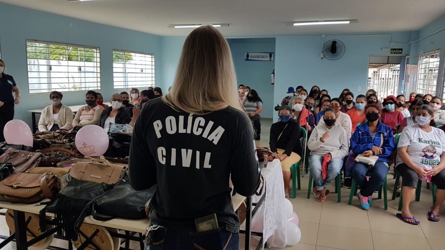 Projeto “Bolsa Solidária” chega a 8ª edição e mulheres recebem apoio à autoestima, prevenção e beleza
