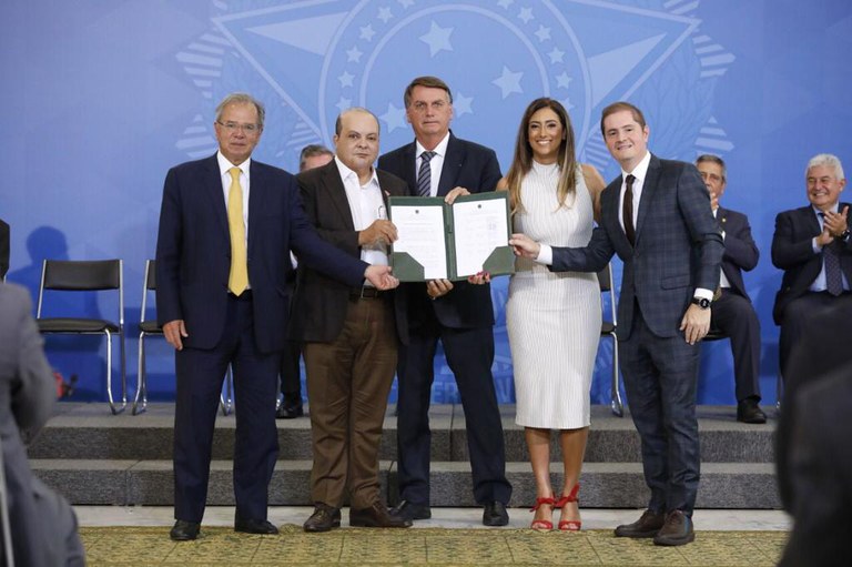 Acordo entre União e governo do Distrito Federal viabiliza regularização fundiária