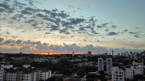 Imagem referente a Sexta-feira será de sol e máxima de 23°C em Cascavel