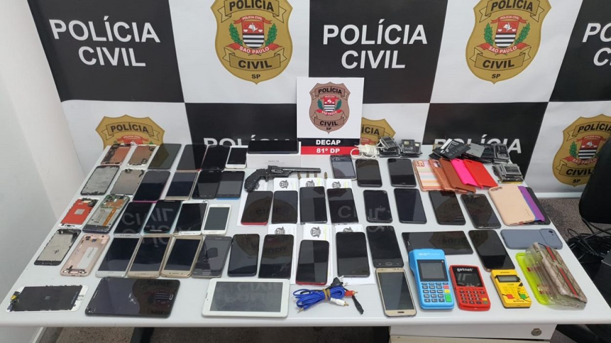 Polícia Civil prende homem e apreende 36 celulares na Capital