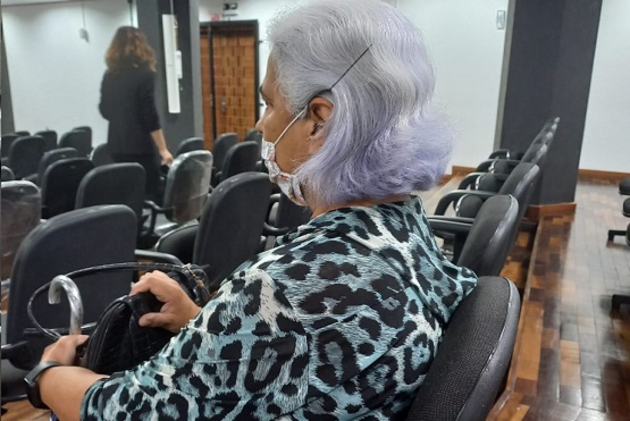 Da escola ao tribunal: professora quer ser jurada para contar experiência aos alunos
