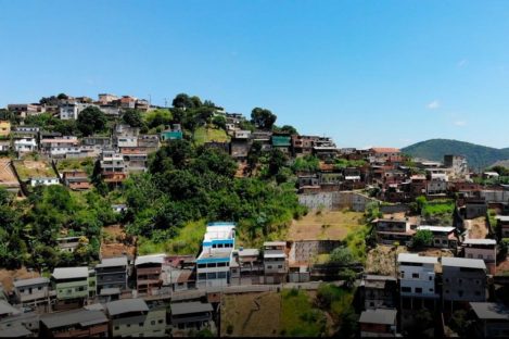 Governo Federal vai apoiar a regularização de mais de 100 mil moradias de famílias de baixa renda Imagem referente a Governo Federal vai apoiar a regularização de mais de 100 mil moradias de famílias de baixa renda
