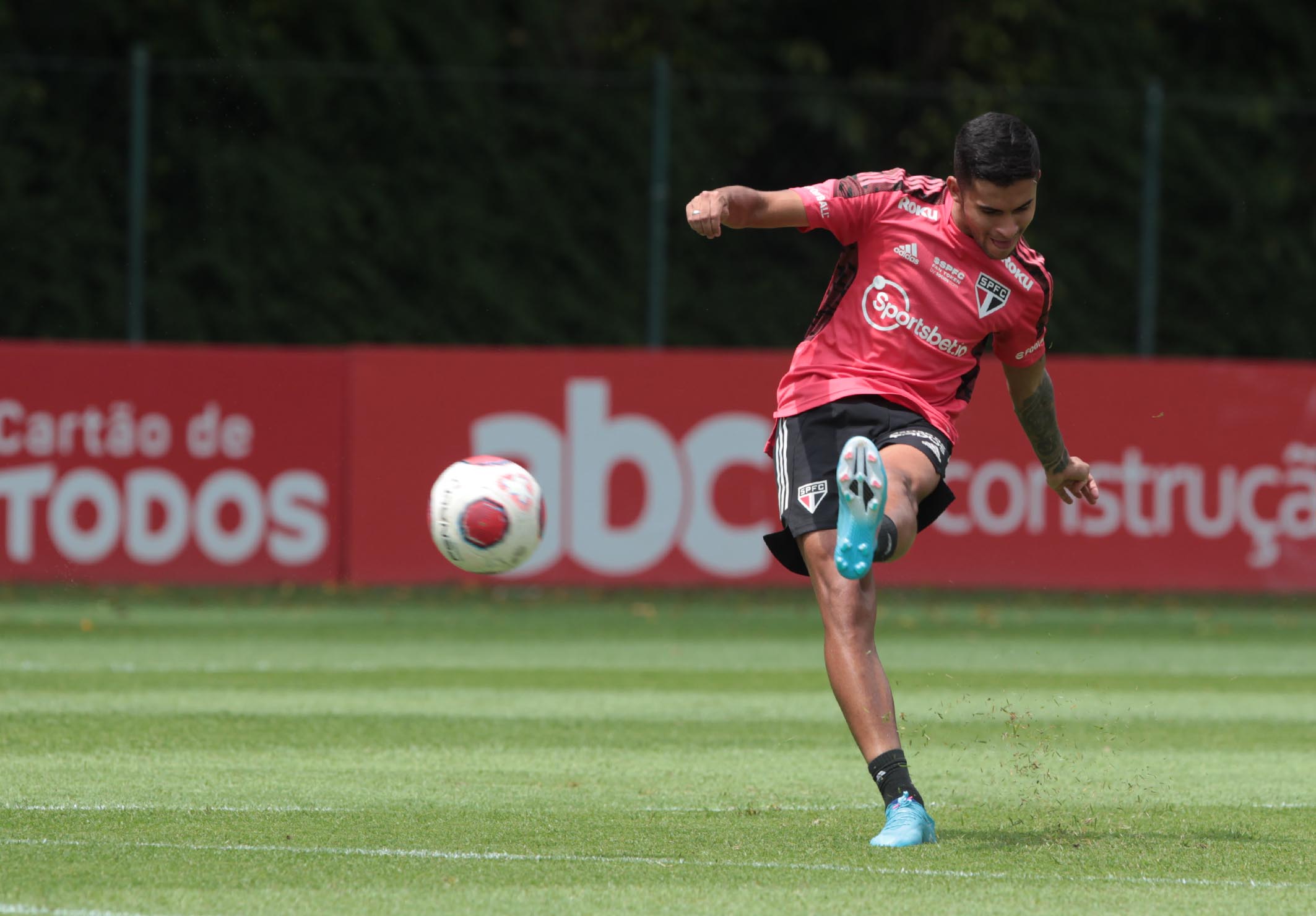Tricolor encerra ajustes para primeiro duelo na final do Paulistão