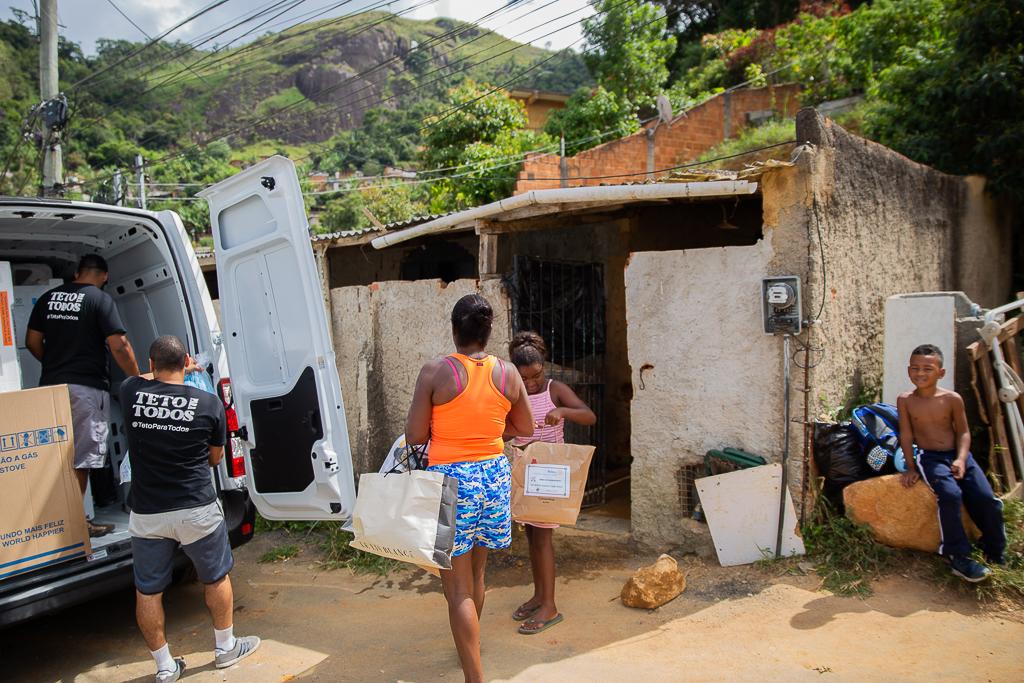 MPRJ, Amperj e Assemperj já entregaram 14 kits para montar moradias de vítimas das fortes chuvas em Petrópolis
