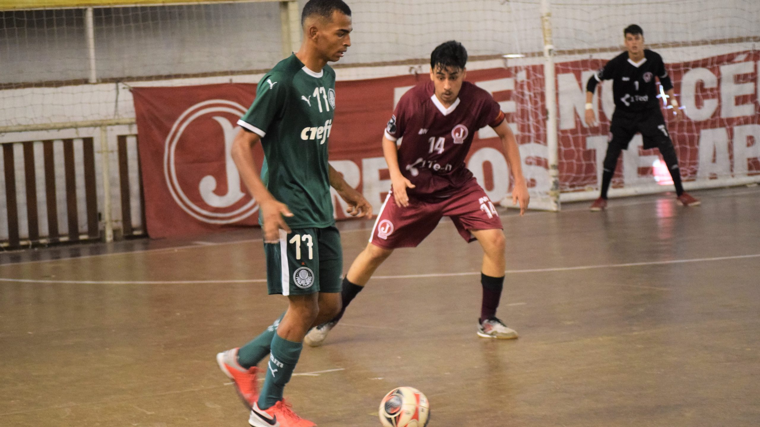 Verdão visita Juventus e vence em duas categorias no Metropolitano de Futsal