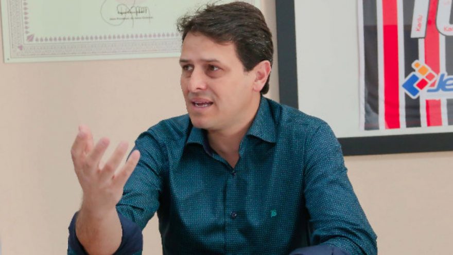 Júnior da Femac comenta acidente com ônibus da Saúde; veja