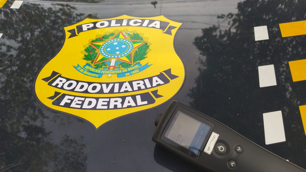 Condutor embriagado é preso pela PRF com índice 43 vezes acima do limite regulamentar