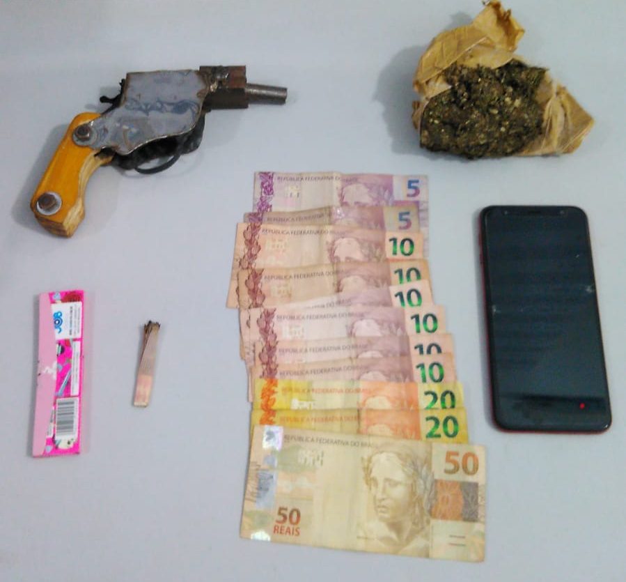 Homem de 19 anos é preso por tráfico de drogas em Nova Alvorada do Sul