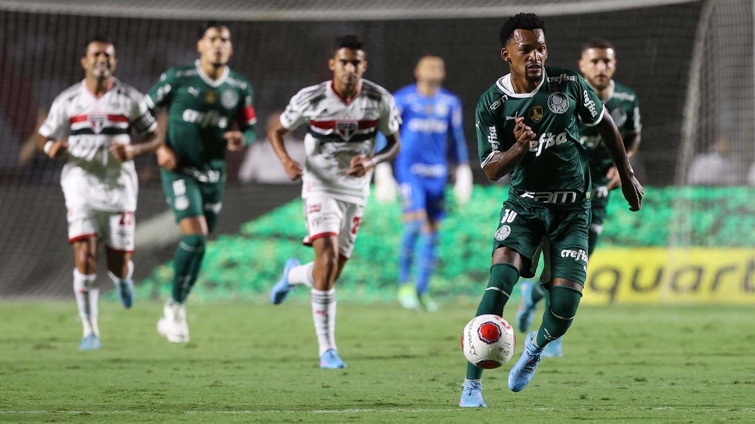 No Morumbi, Palmeiras sofre revés em Choque-Rei por 3 a 1 na ida da final do Paulista