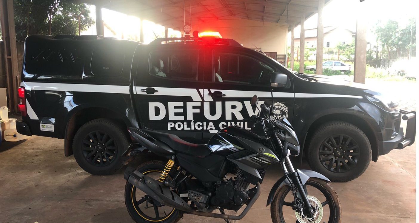 Polícia Civil recupera moto furtada e identifica o suspeito