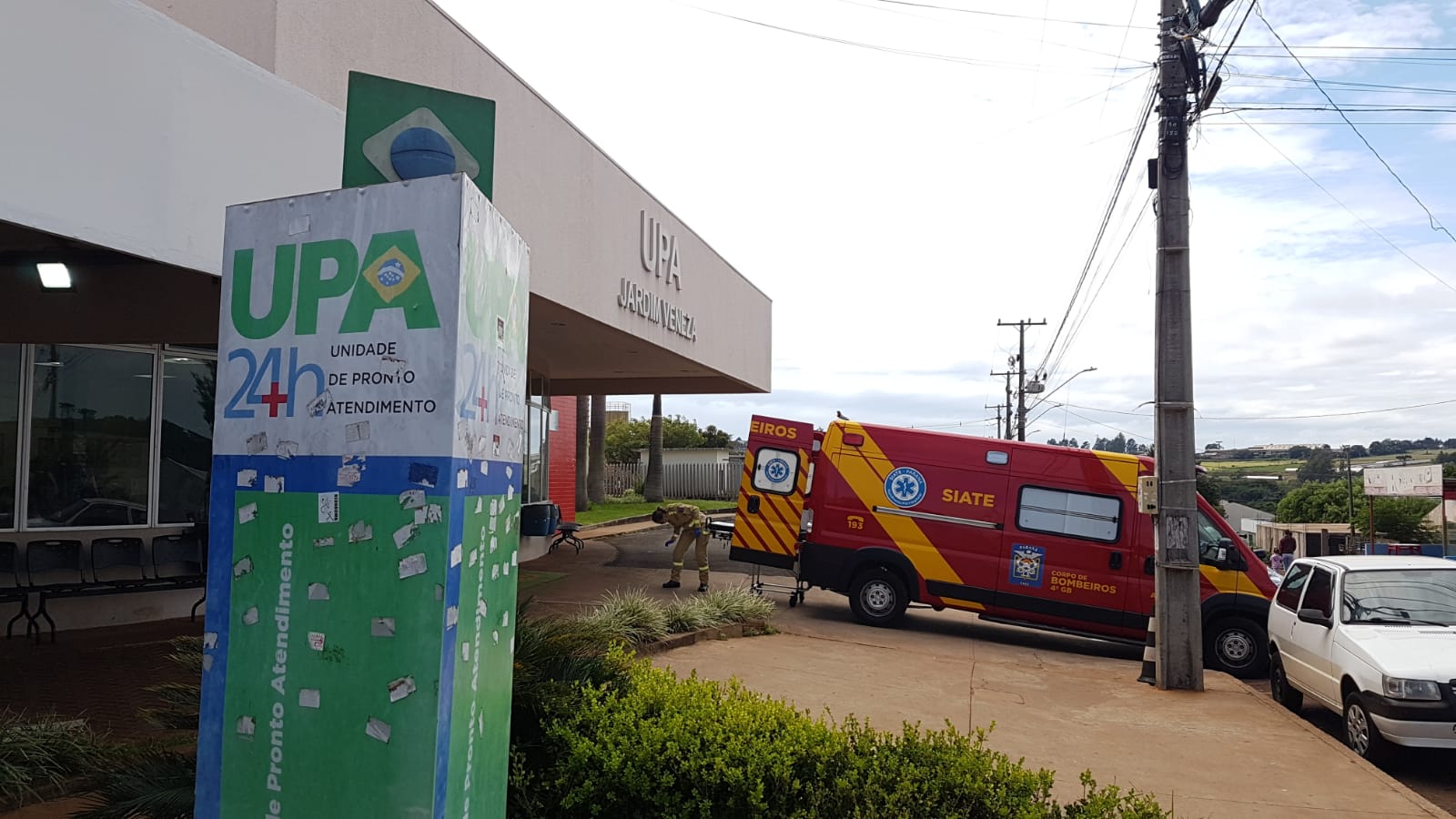 Motociclista fica ferido em acidente entre carro e moto no Parque São Paulo Motociclista fica ferido em acidente entre carro e moto no Parque São Paulo