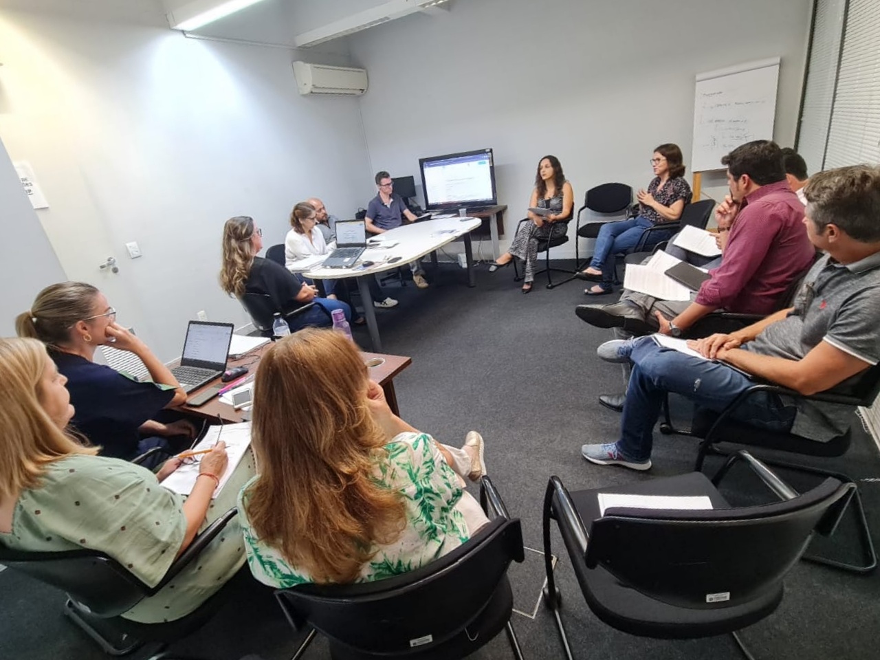 Reunião entre a Polícia Civil e a Secretaria de Estado da Administração alinha questões técnicas para promoções de policiais civis