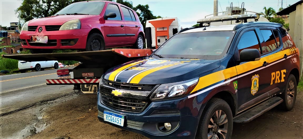 Após tentar fugir de abordagem, PRF prende criminoso apontado de integrar quadrilha especializada em fraudes veiculares no Sul da Bahia