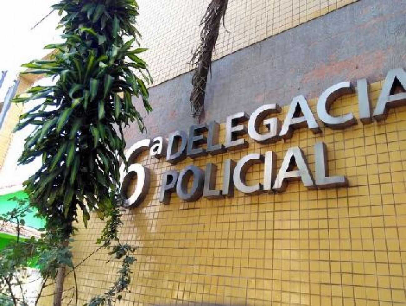 Homem é preso após agredir a ex-companheira