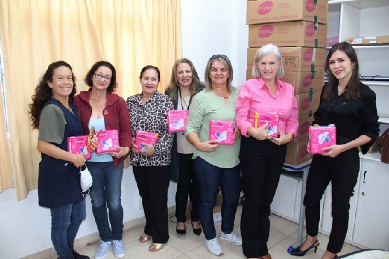 “Tenho amigas que não têm como comprar absorventes e não pedem aos professores”, diz adolescente