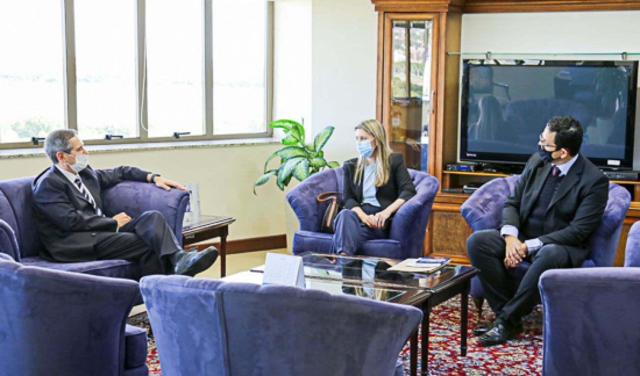 Presidente do TRF4 recebe representantes da Associação Brasileira de Magistrados Espíritas