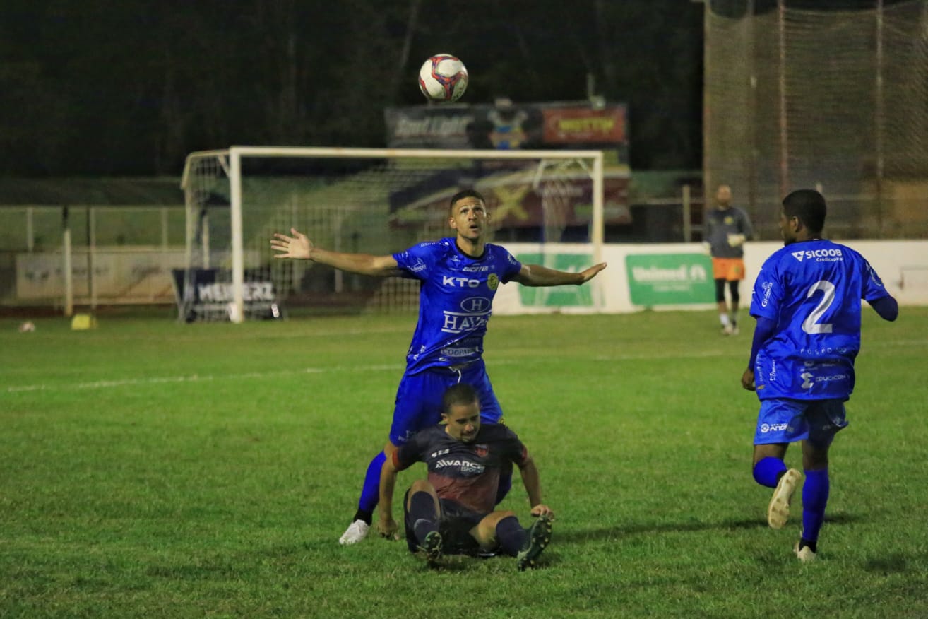 FC Cascavel empata em partida sem gols contra o Toledo