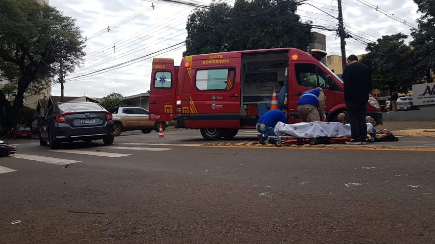 Motociclista fica ferido em colisão de trânsito no Centro