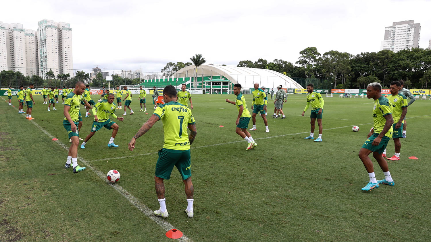 Treino tático encerra preparação do Palmeiras para final do Paulista