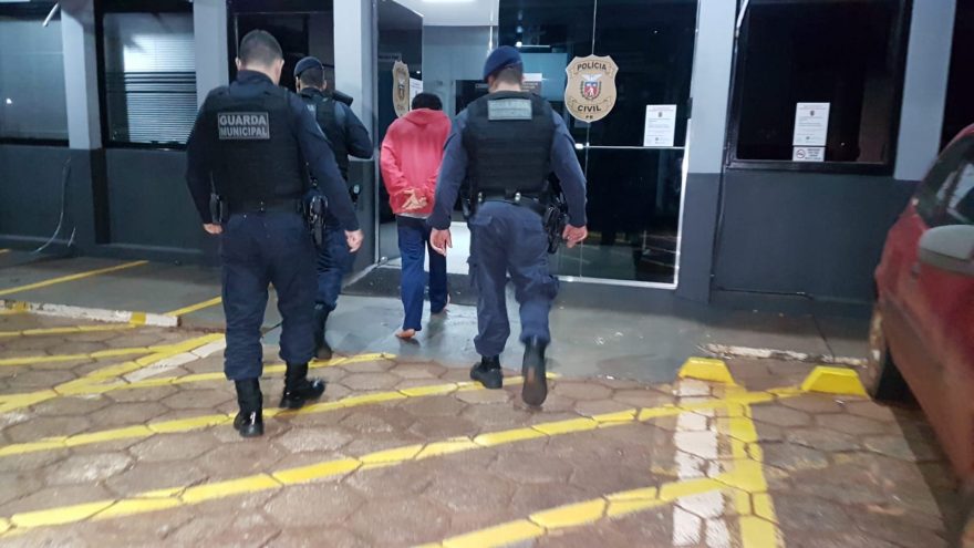 Após retirar medida protetiva contra companheiro, mulher é novamente agredida e homem é preso