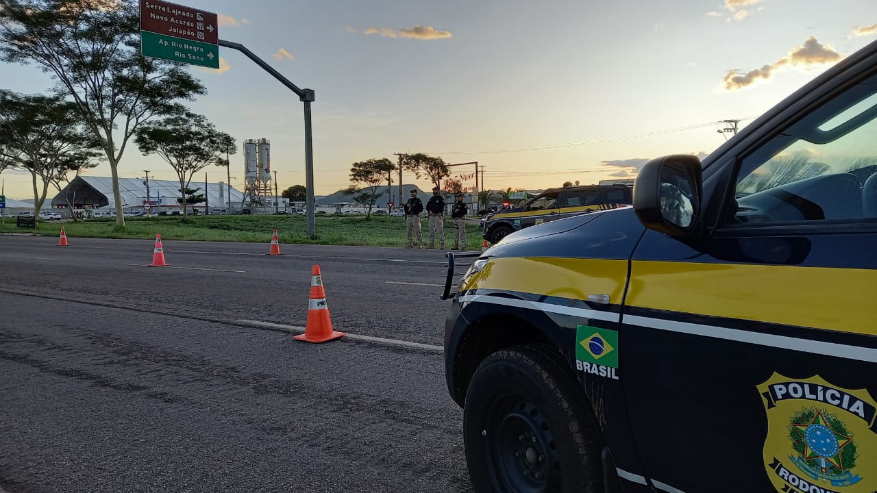 PRF, em atuação contra a embriaguez ao volante, prende condutores que estavam sob efeito de álcool.