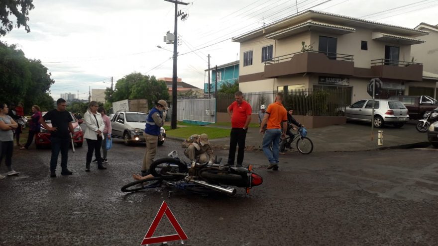 Colisão entre moto e bicicleta deixa homem ferido Presidente