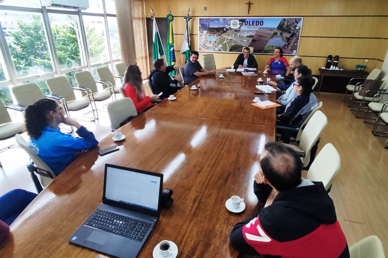 Toledo – Equipe da Smel apresenta ações para o chefe do Executivo Municipal