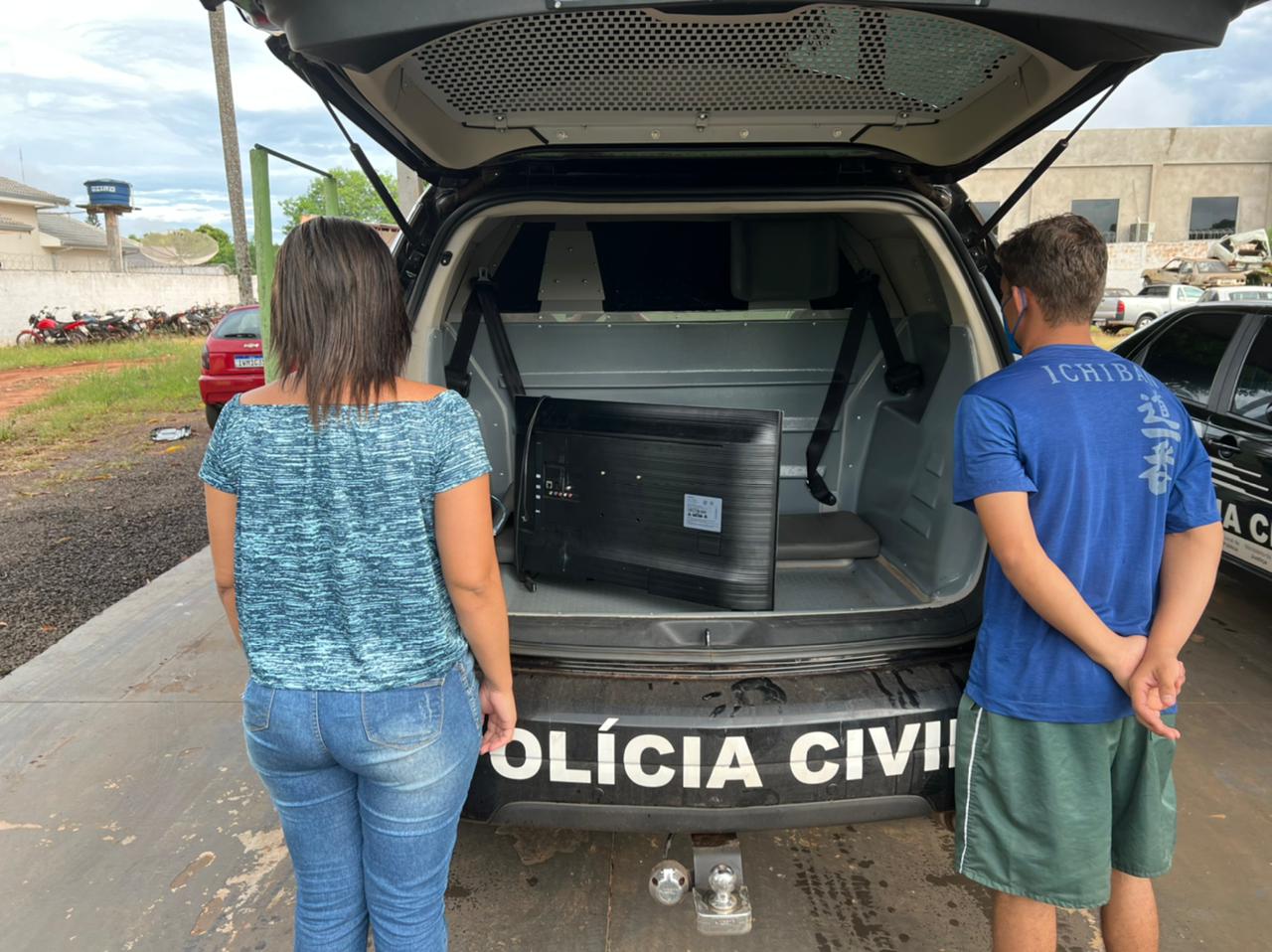 Casal joga droga no vaso sanitário para fugir do flagrante e acaba preso pela Polícia Civil em Iguatemi