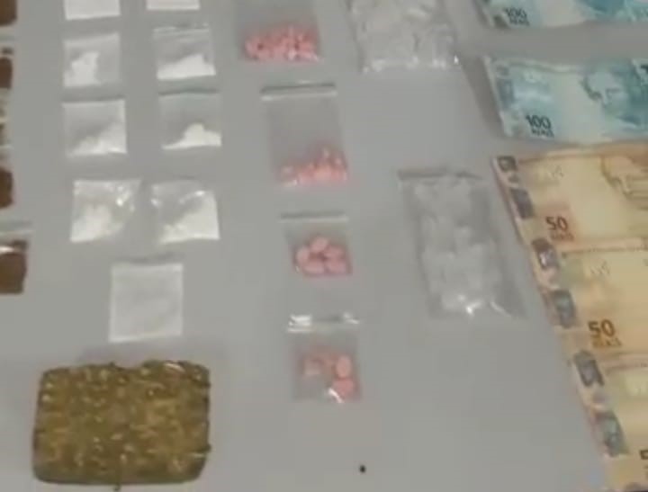 Polícia Civil prende traficante de drogas sintéticas e anabolizantes em Campo Grande