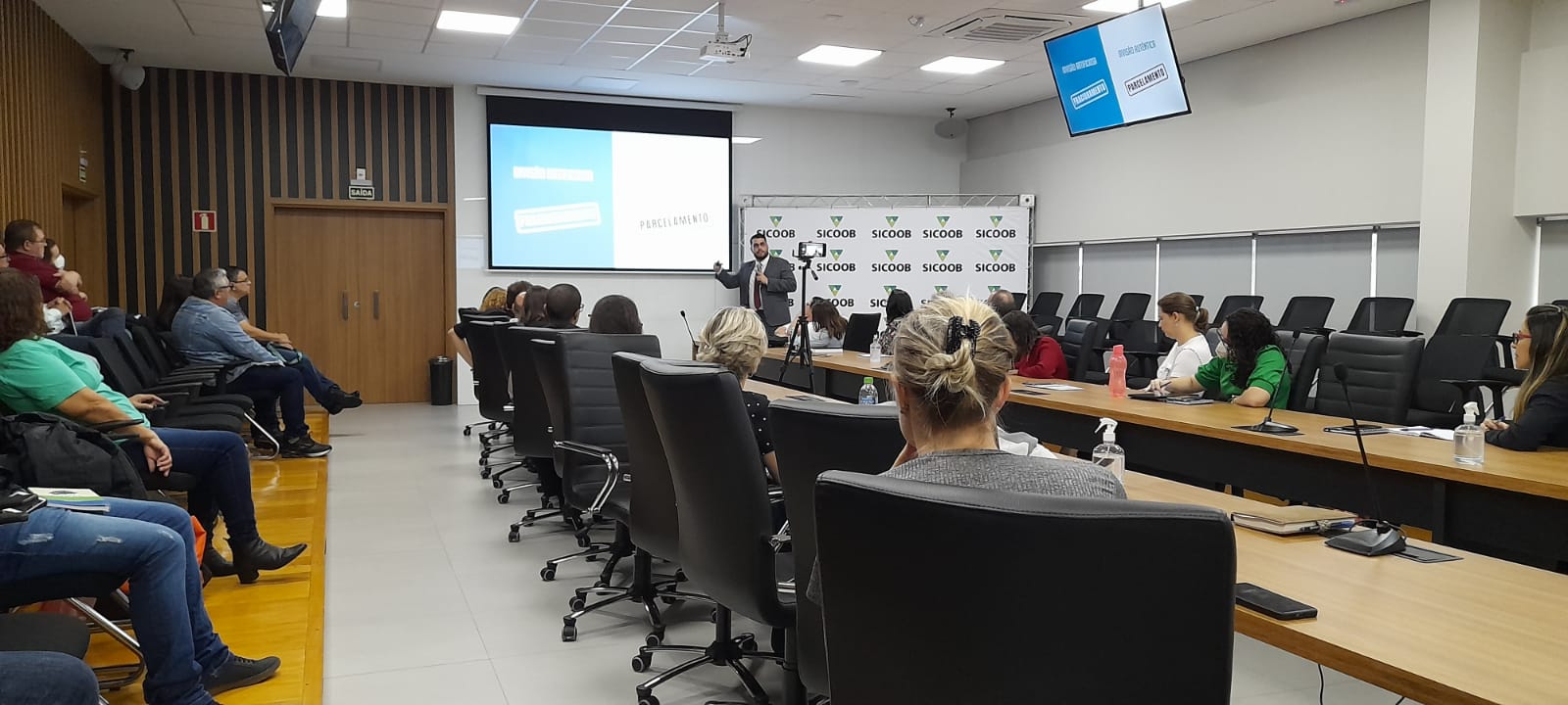 Servidores do município participam de capacitação sobre a nova Lei das Licitações