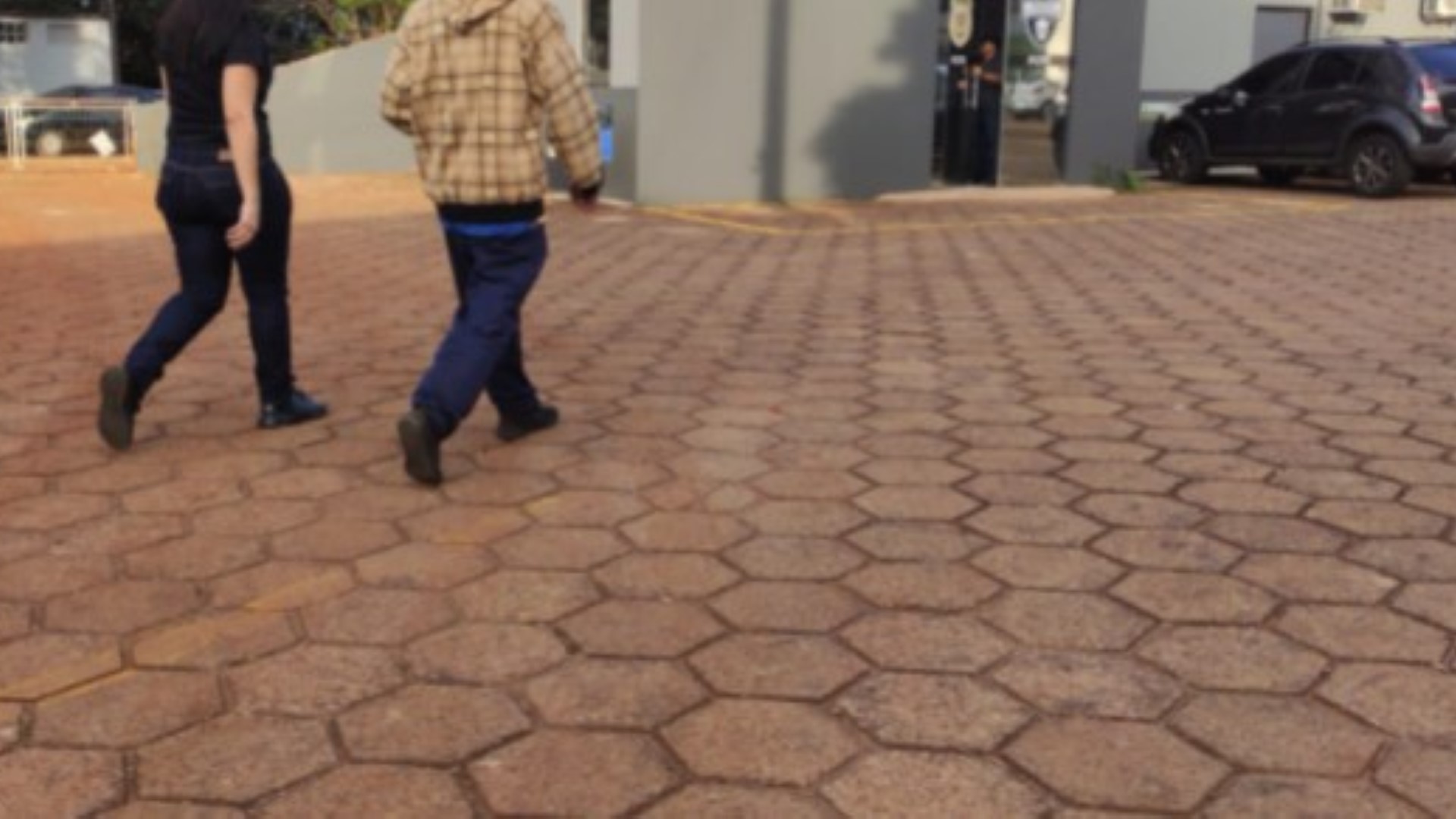 Menino de 15 anos se apresenta como autor de homicídio no Bairro Esmeralda