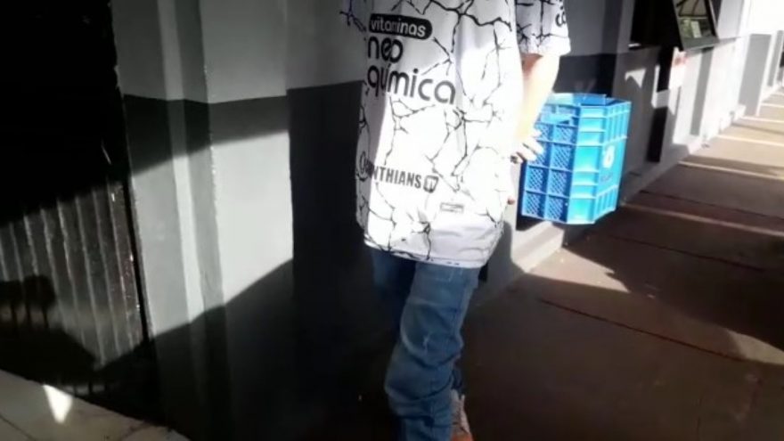 Jovem é detido e moto apreendida pelo Choque