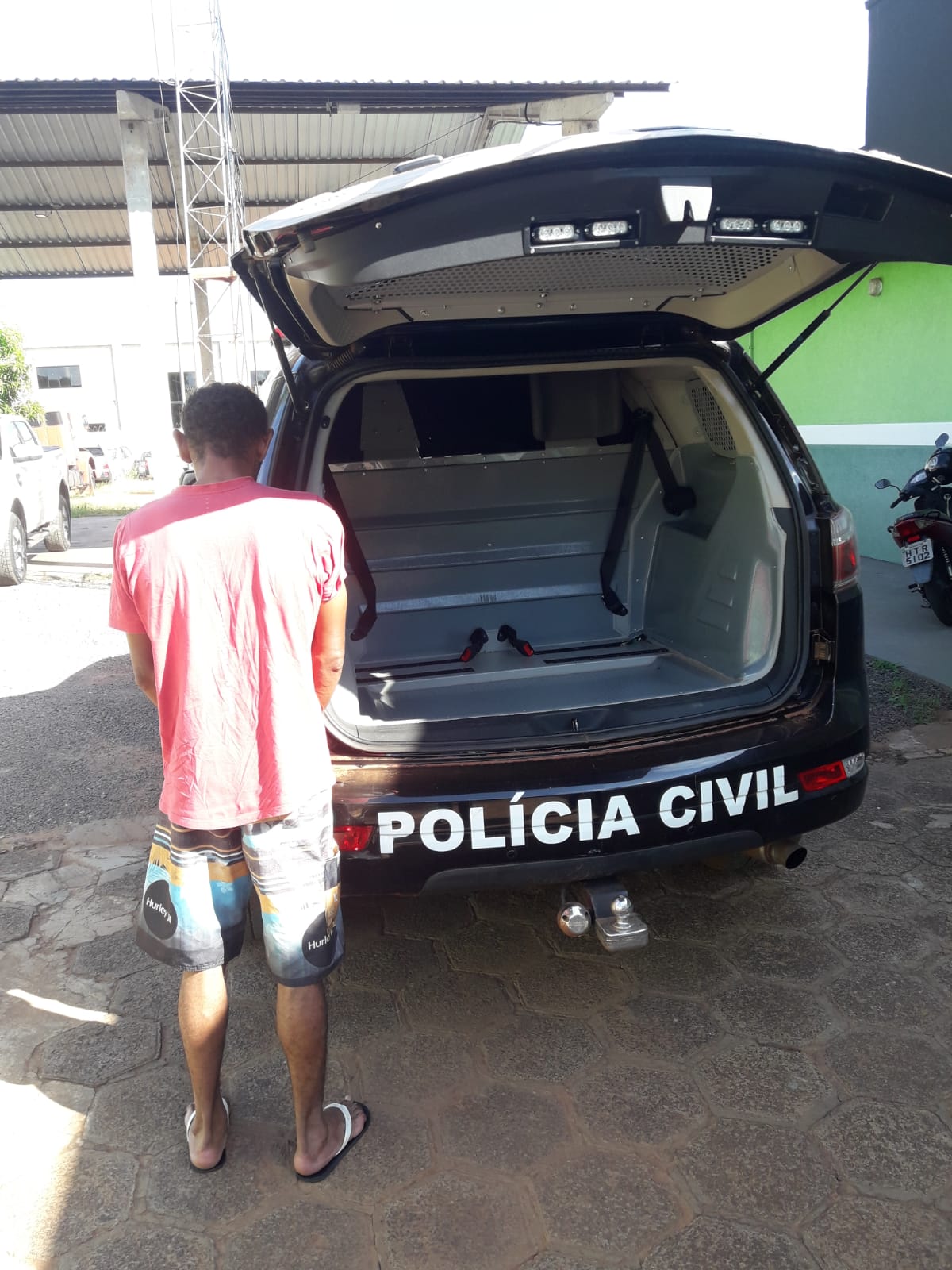 Polícia Civil prende autor de violência doméstica em Iguatemi