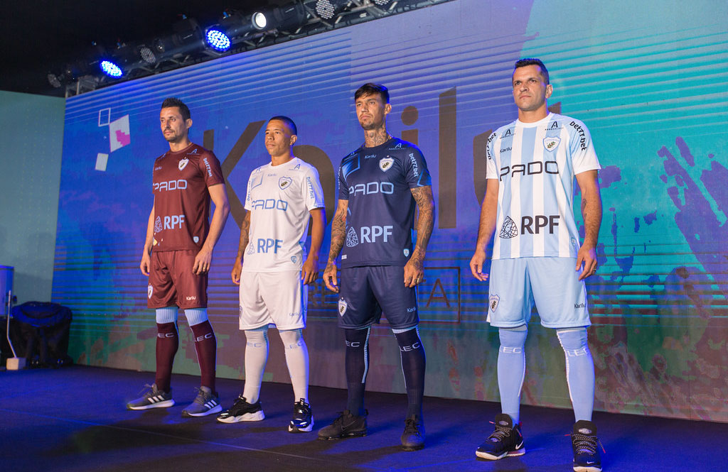 Londrina Esporte Clube celebra 66 anos e lança novo uniforme na ExpoLondrina Londrina Esporte Clube celebra 66 anos e lança novo uniforme na ExpoLondrina
