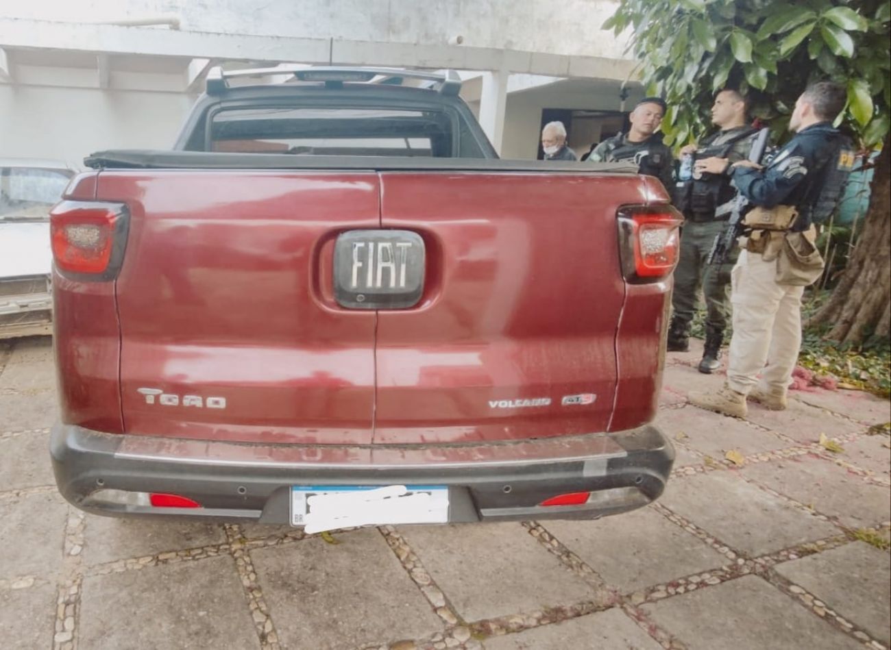 PRF recupera no Sul do Ceará mais um carro roubado, em ação conjunta com PMCE