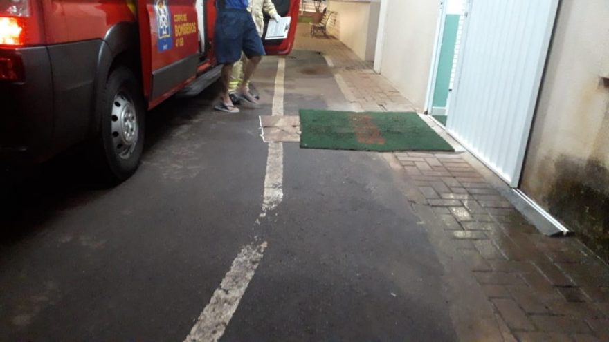 Homem corta pulso com serra e socorristas foram acionados