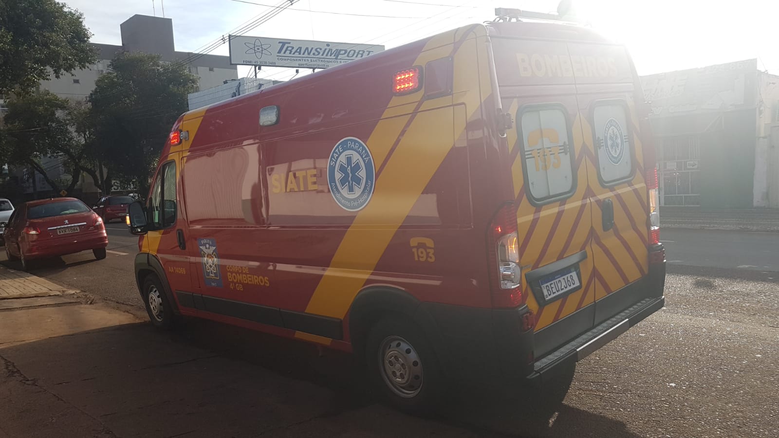 Mulher de 59 anos fica ferida após colisão de trânsito no Centro de Cascavel Mulher de 59 anos fica ferida após colisão de trânsito no Centro de Cascavel