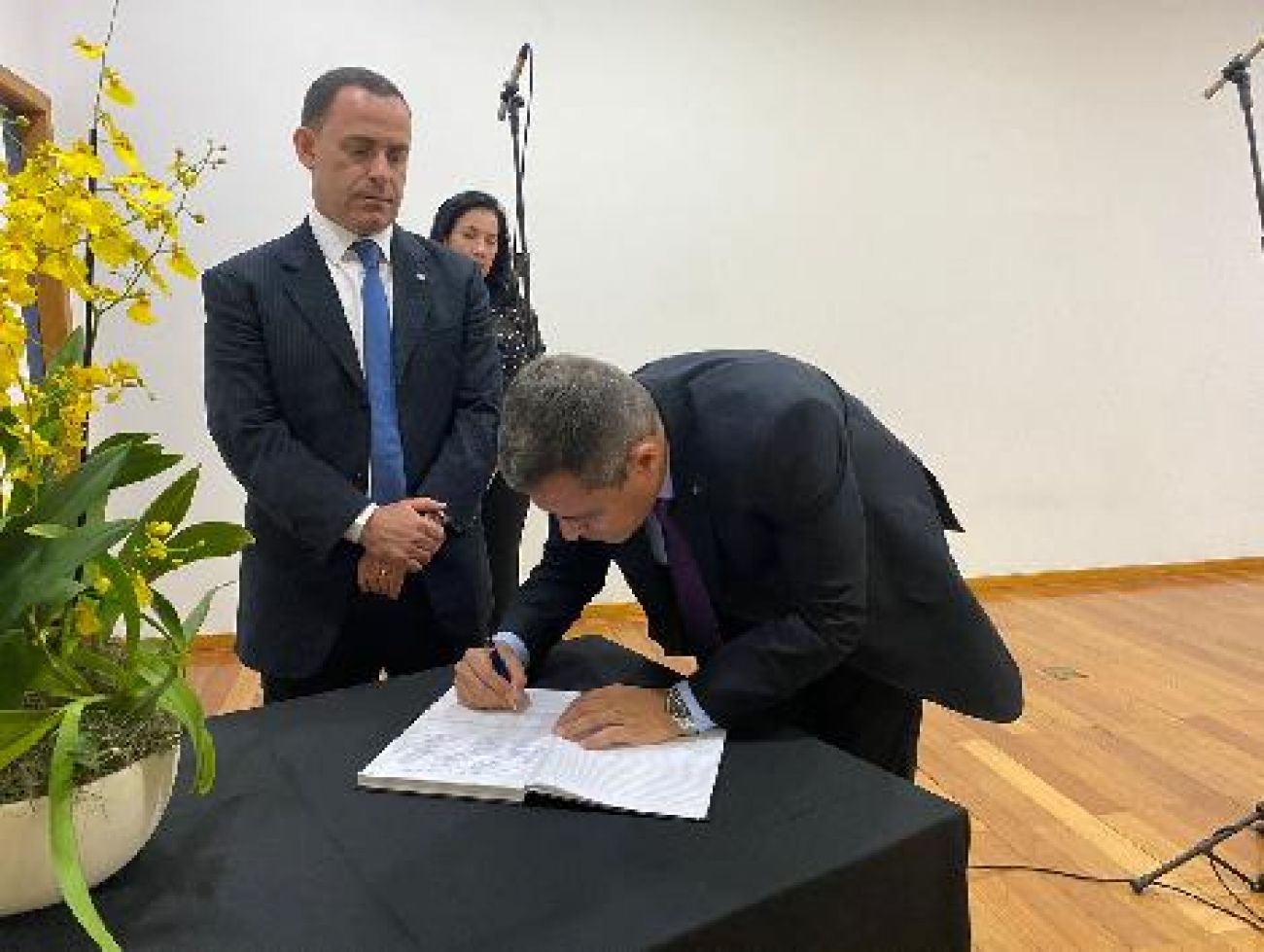 Secretário Fernando Albuquerque toma posse em solenidade realizada na Cidade da Polícia