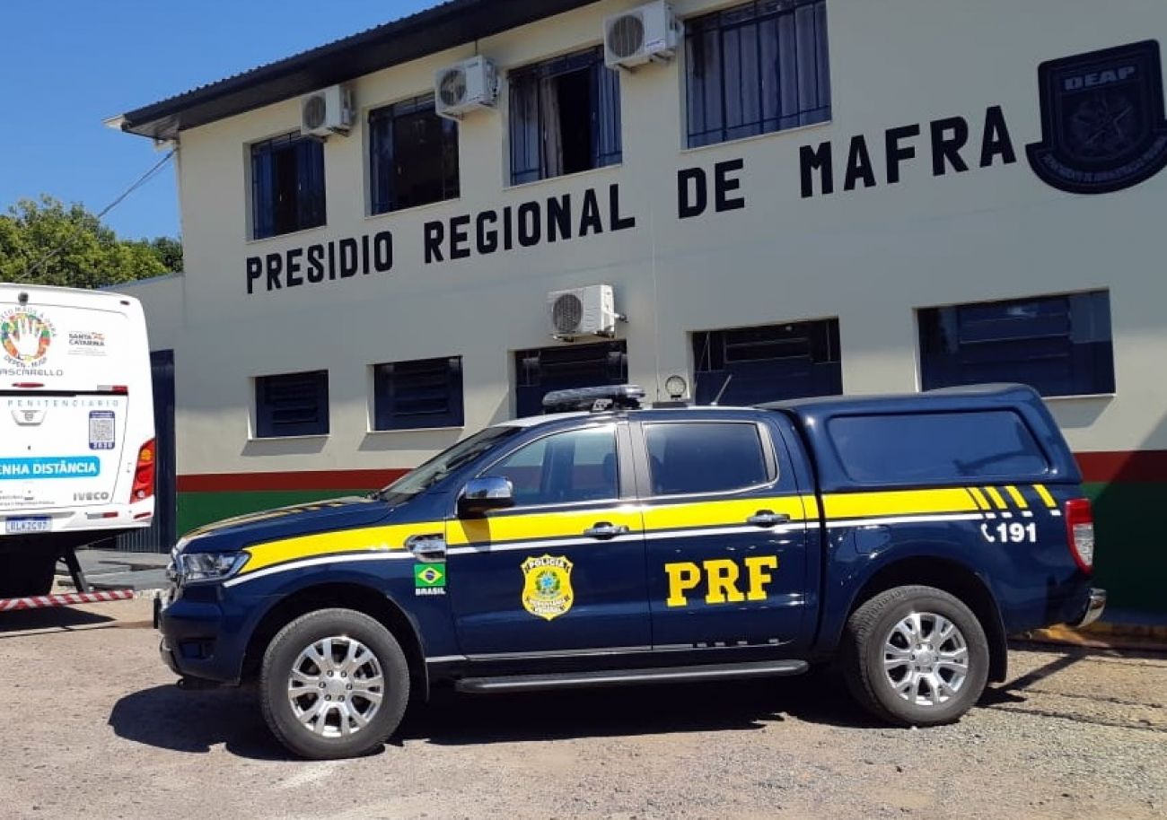 Homem procurado por estupro em Timbó é preso na BR 116 em Mafra
