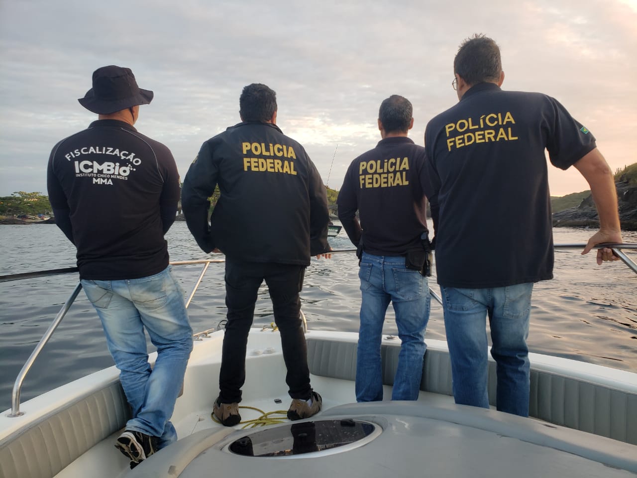 PF e ICMBio deflagram operação Camarão em Arraial do Cabo/RJ