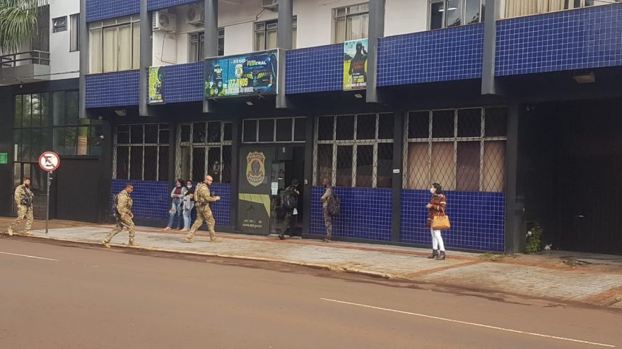 Polícia Federal realiza operação nesta sexta-feira (08), em Cascavel