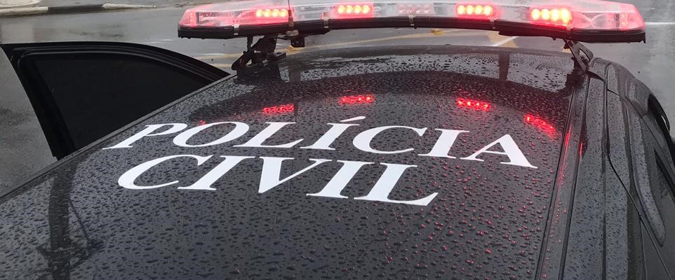 Polícia Civil cumpre cinco mandados de prisão preventiva em investigação de tráfico de drogas em Florianópolis