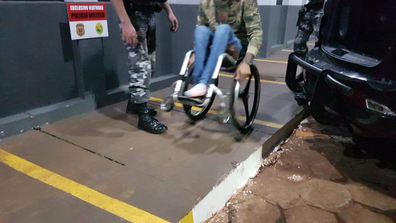 Dois homens são detidos por tráfico de drogas e um apreendido pelo Choque