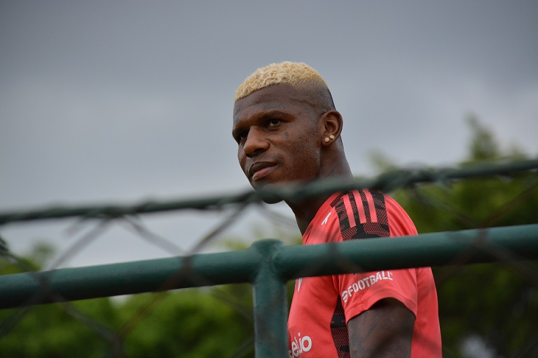 Com elenco completo no CT, Tricolor treina para o Brasileirão