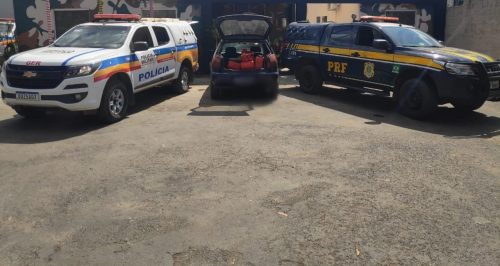 PRF e PMMG apreendem mais de 150 kg de drogas, durante ação integrada em Montes Claros (MG) Imagem referente a PRF e PMMG apreendem mais de 150 kg de drogas, durante ação integrada em Montes Claros (MG)